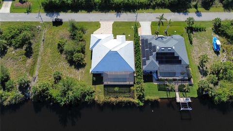 A home in PORT CHARLOTTE