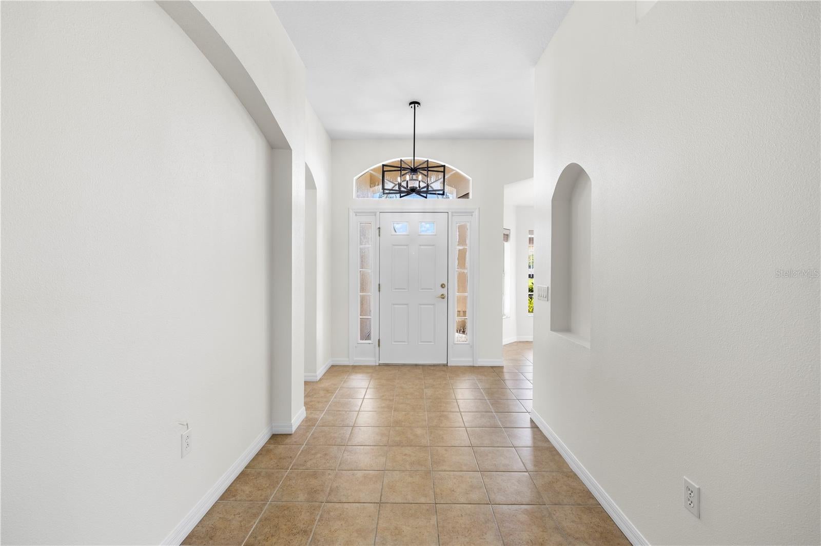 1741 ARBOR KNOLL LOOP
