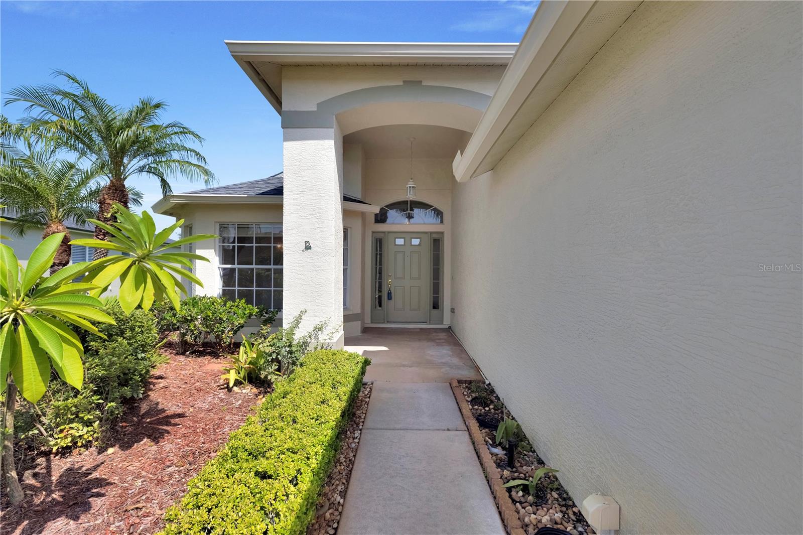 1741 ARBOR KNOLL LOOP