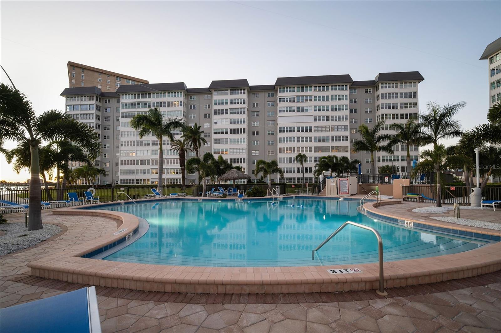 BAYWAY ISLES POINT BRITTANY THREE - Residential