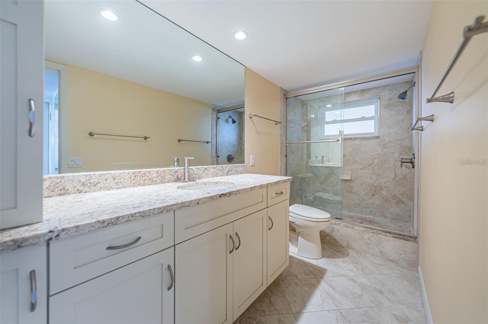 BAYWAY ISLES POINT BRITTANY THREE - Residential