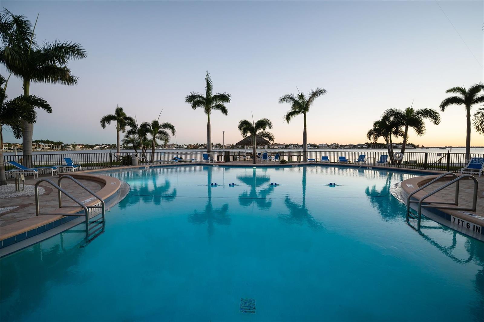 BAYWAY ISLES POINT BRITTANY THREE - Residential