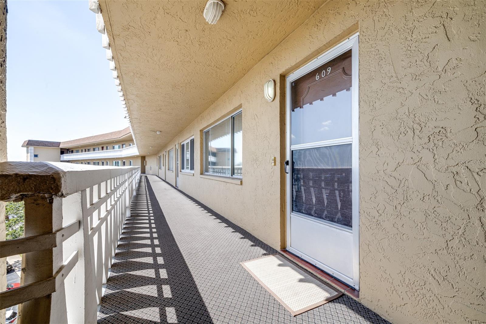 SEMINOLE-ON-THE-GREEN CAVALIER BLDG - Residential