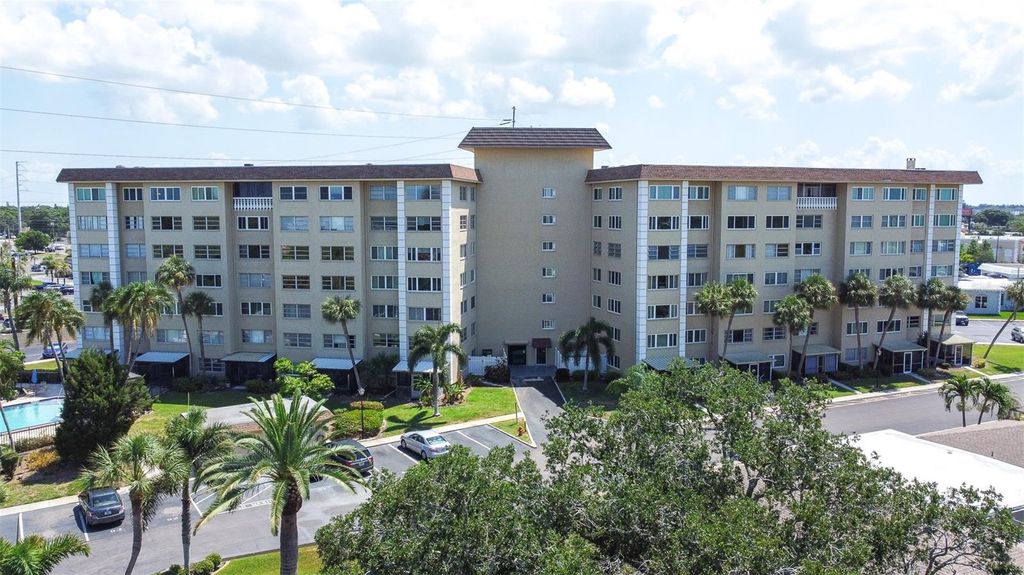 Photo of 8950 Park Boulevard #609, Seminole, FL 33777 (MLS # TB8503340)