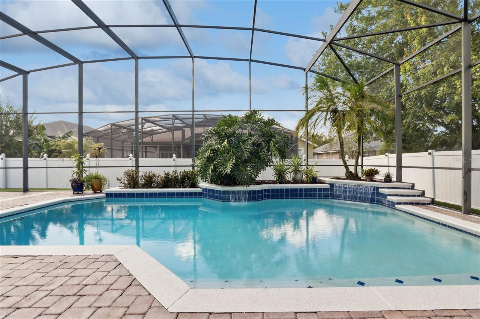 1484 WESCOTT LOOP