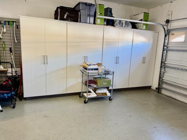 SWEETWATER RIDGE TOWNHOMES AT MAGNOLIA POINTE - Residential