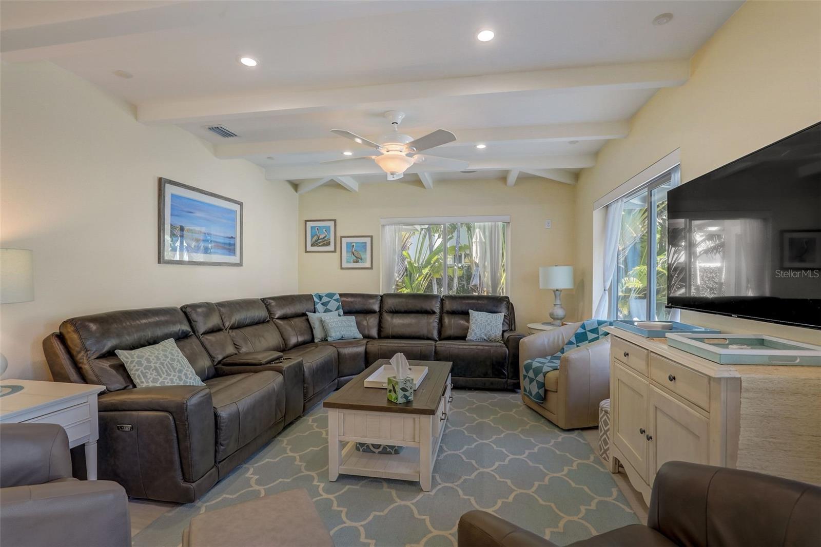 LIDO BEACH DIV B - Residential Lease
