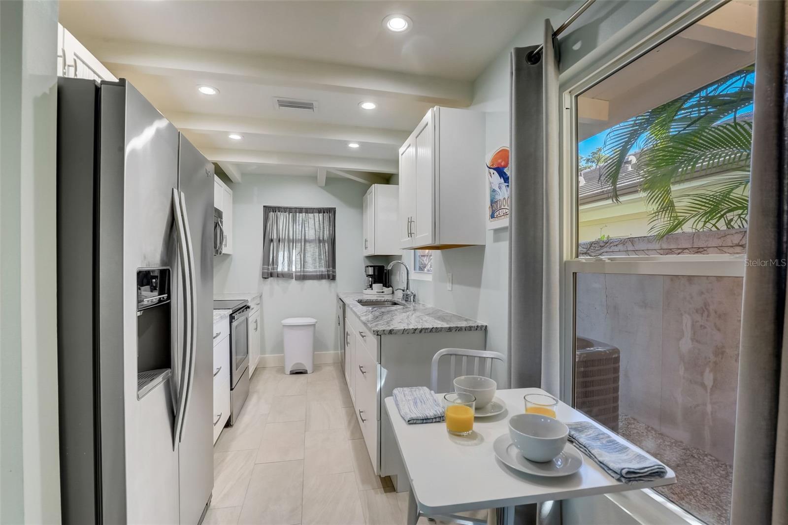 LIDO BEACH DIV B - Residential Lease
