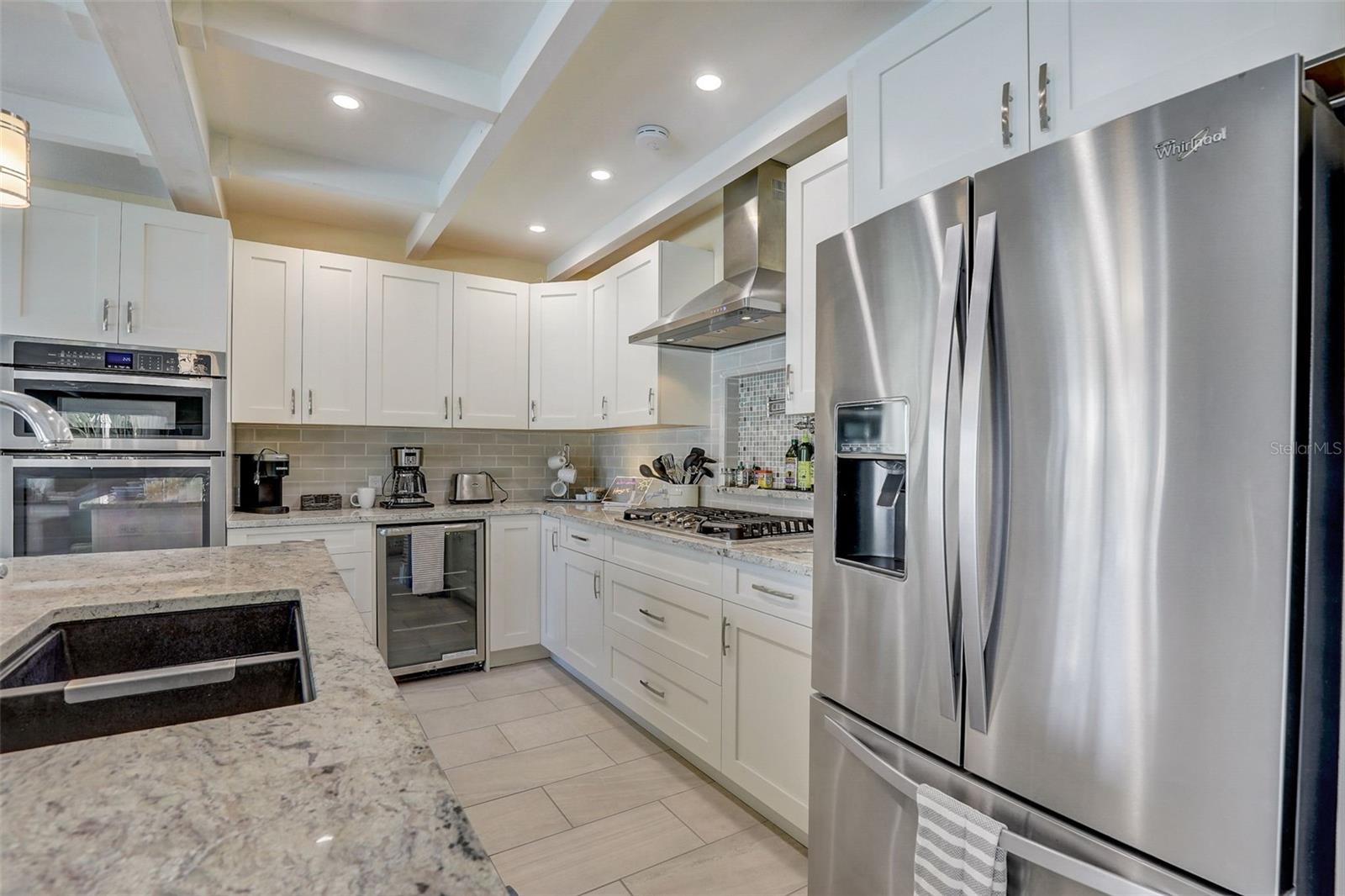 LIDO BEACH DIV B - Residential Lease