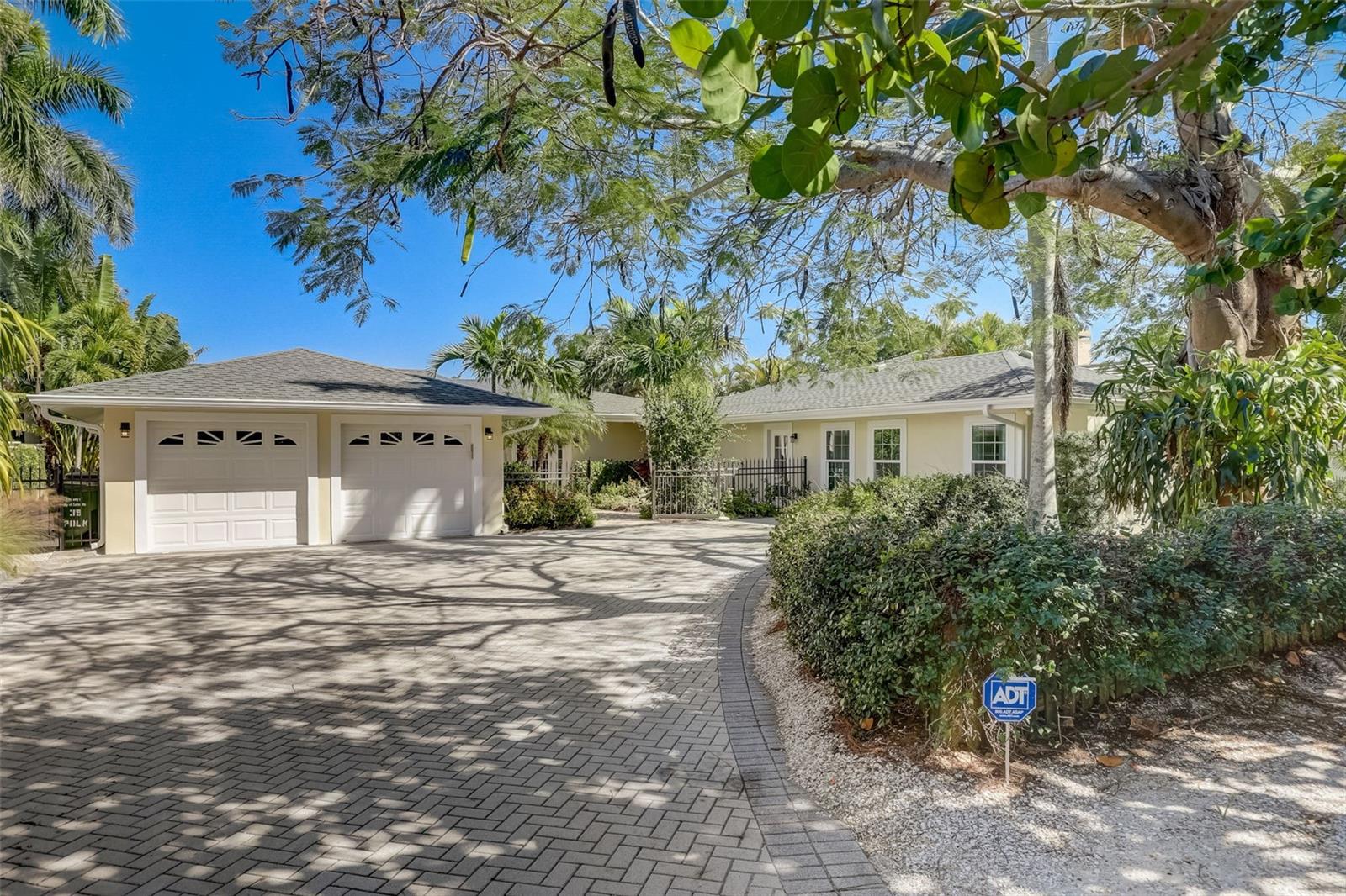 Booked Dec 23rd through April 22nd, June 7th through June 29th, August 23rd-29th, Nov 1st through Nov 15th, Nov. 22nd-28th, Dec 23rd through rest of 2025. This beautiful canal-front home is located on fabulous Lido Key. Minutes from St. Armand's and Lido Beach. Enjoy fine dining and shopping, or relax on the sands of Lido Beach. Come home to your 3 bedroom 3 bath home with family room, kitchen, and great room. When rented with the main house, enjoy the cozy 1 bedroom 1 bath guest house with kitchen, family room, and small laundry area for an additional $100/night. Every bedroom has a TV with a Smart TV in the family room. Have family movie night with the Denon movie theater style sound system. Enjoy the heated pool and spa while grilling with your family and enjoy your gorgeous water front view. Watch for manatees, dolphins, and other marine life. At the end of the day, sleep on cloud nine in one of our comfy and luxurious beds. With many attractions nearby like Mote Marine, Jungle Gardens, The Ringling Museum of Art, Marina Jack's splash pad, and Ken Thompson Park, there is enjoyment for the whole family! Please request full quote with taxes and fees.
City of Sarasota Certificate VR22-00088