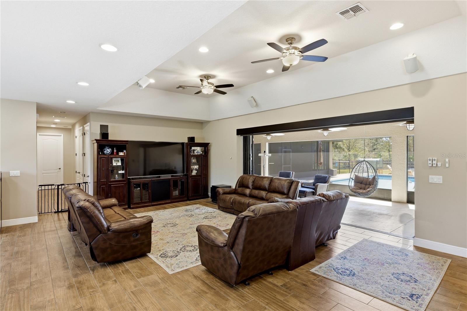 CAPE ORLANDO ESTATES - Residential