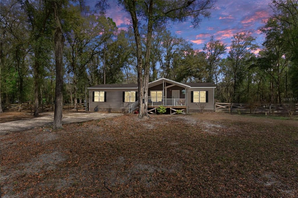 Photo of 5471 N Highland Park Drive, Hernando, FL 34442 (MLS # OM722275)