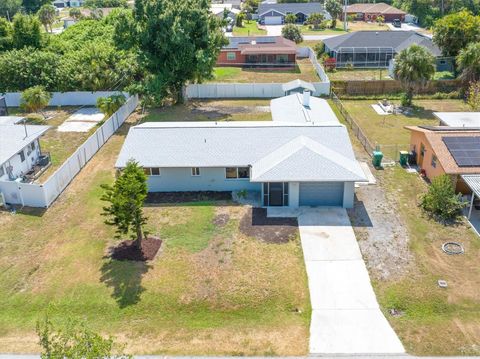 A home in PORT CHARLOTTE