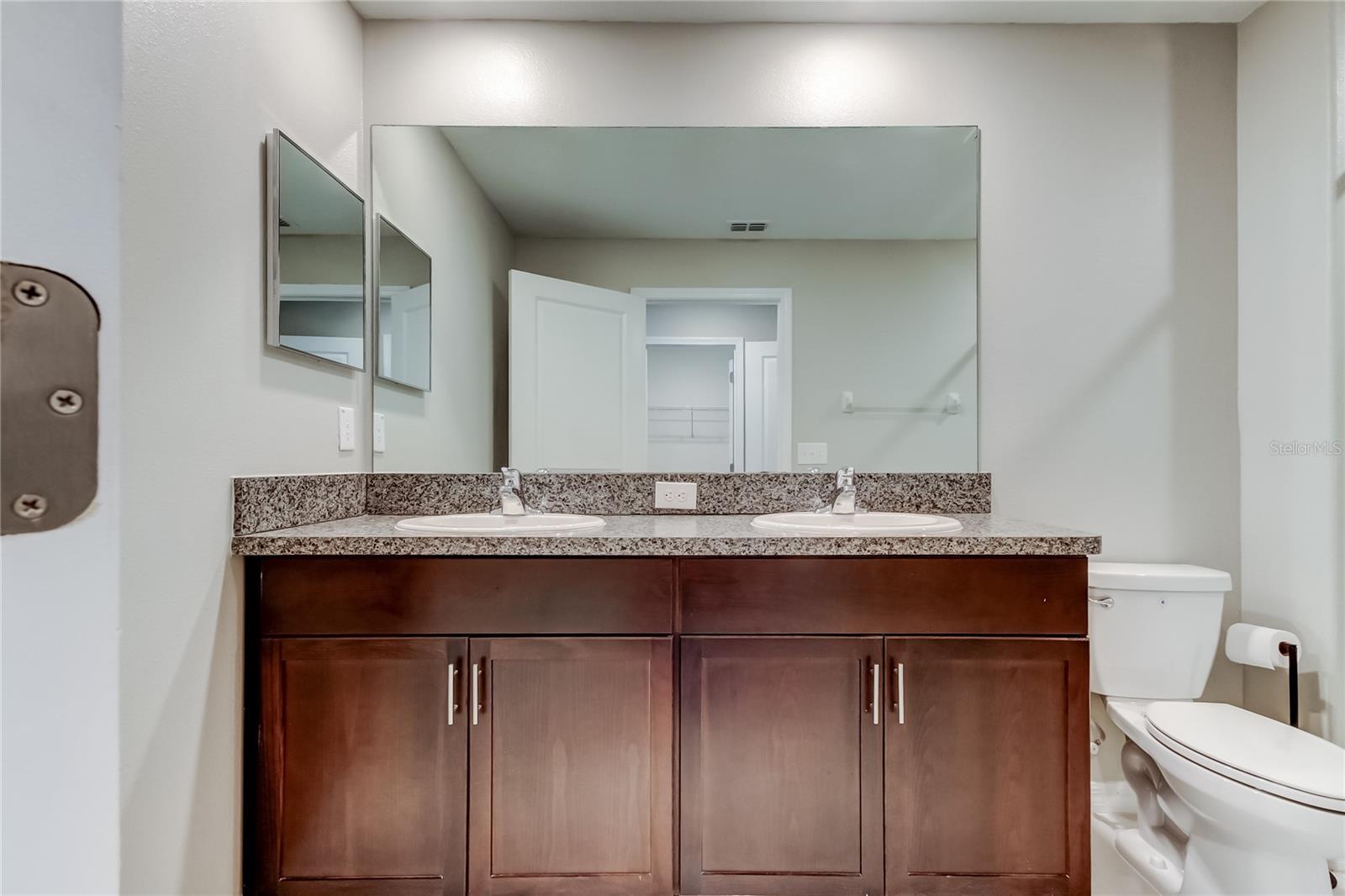 TOWNES/CYPRESS RANCH - Residential Lease