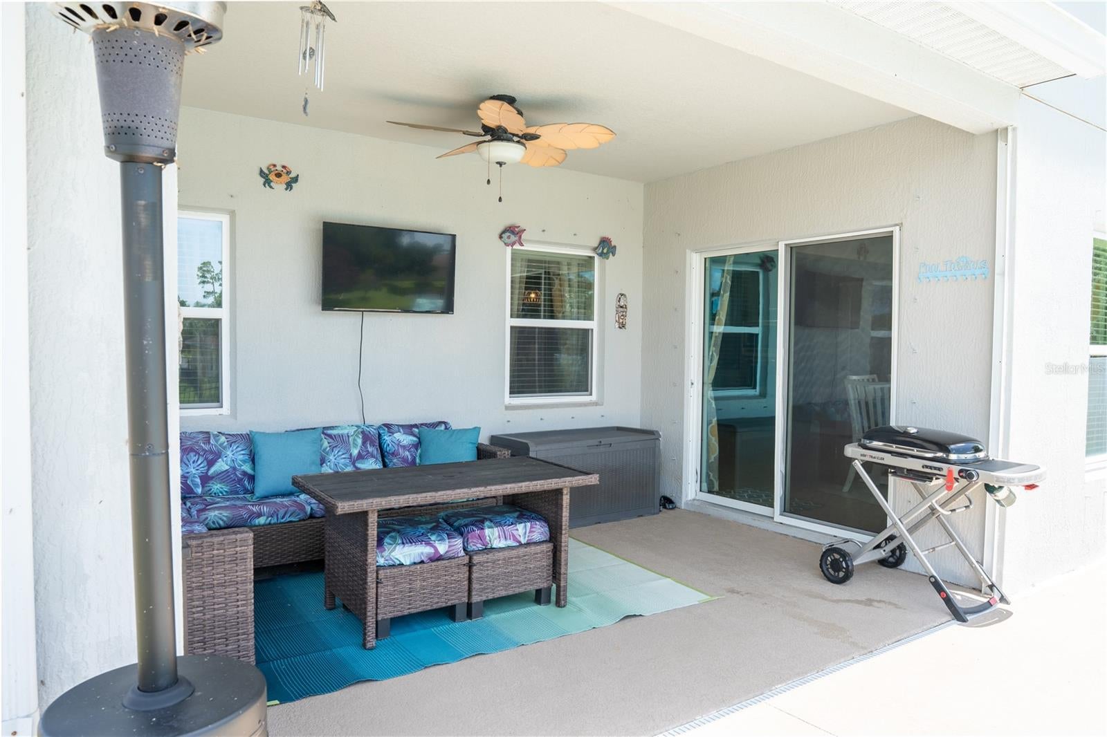 493 HOLLOW GLEN DRIVE