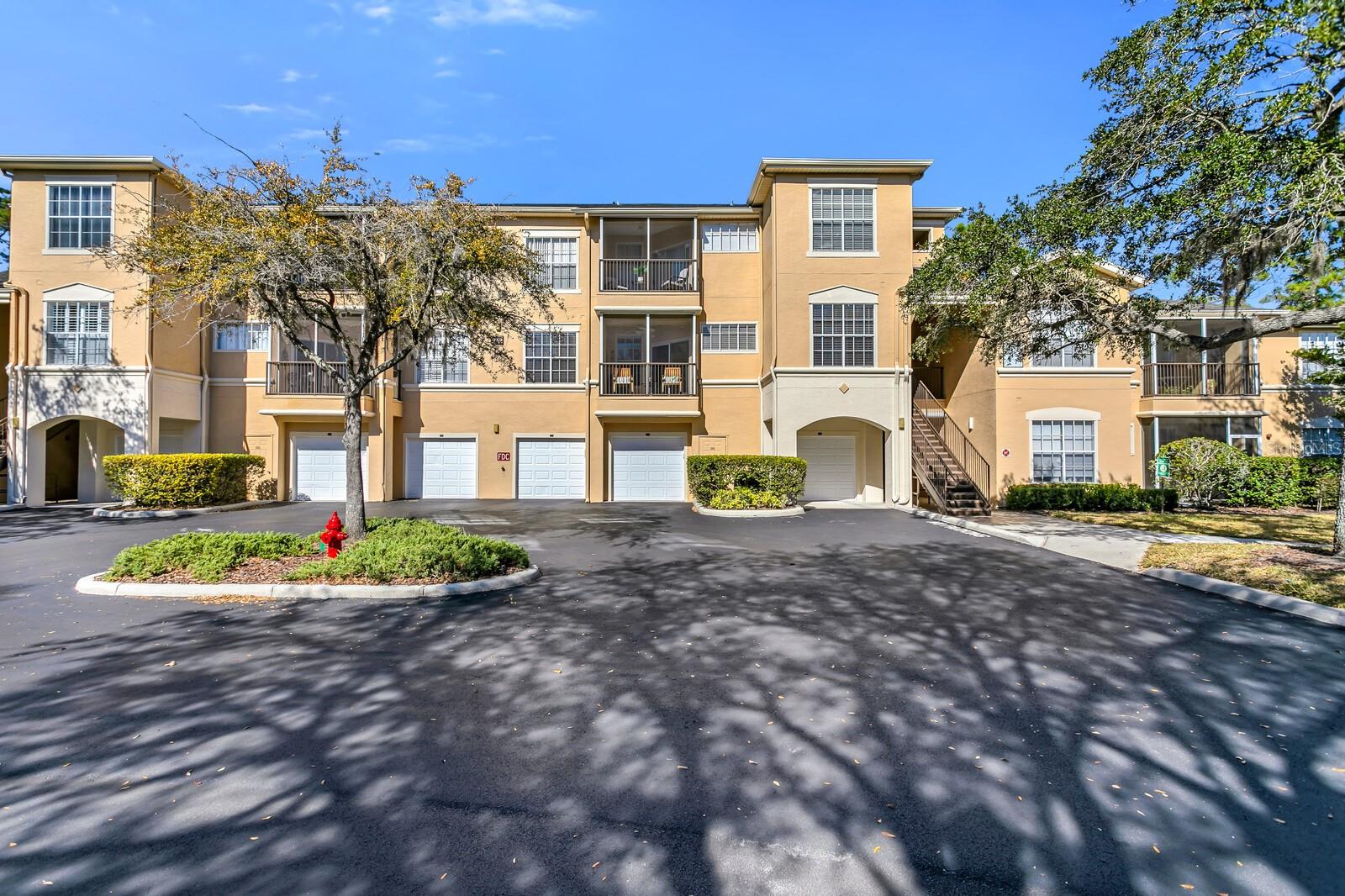 OXFORD PLACE AT TAMPA PALMS A - Residential