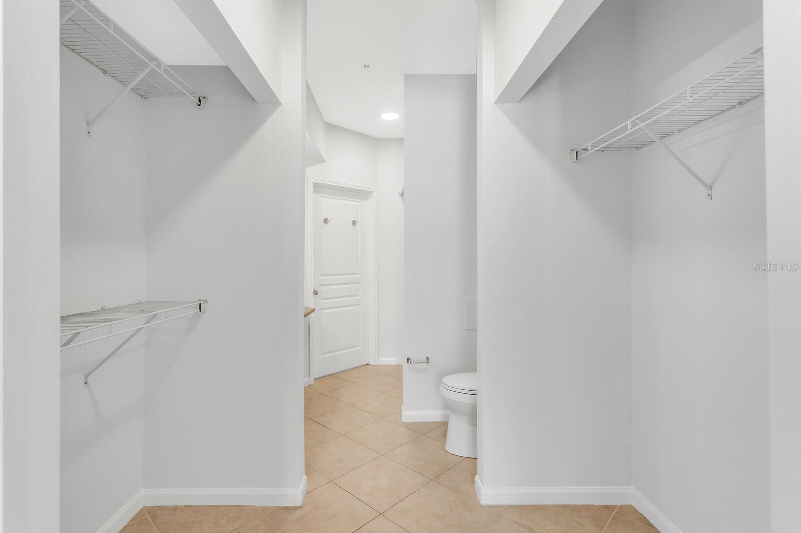 OXFORD PLACE AT TAMPA PALMS A - Residential