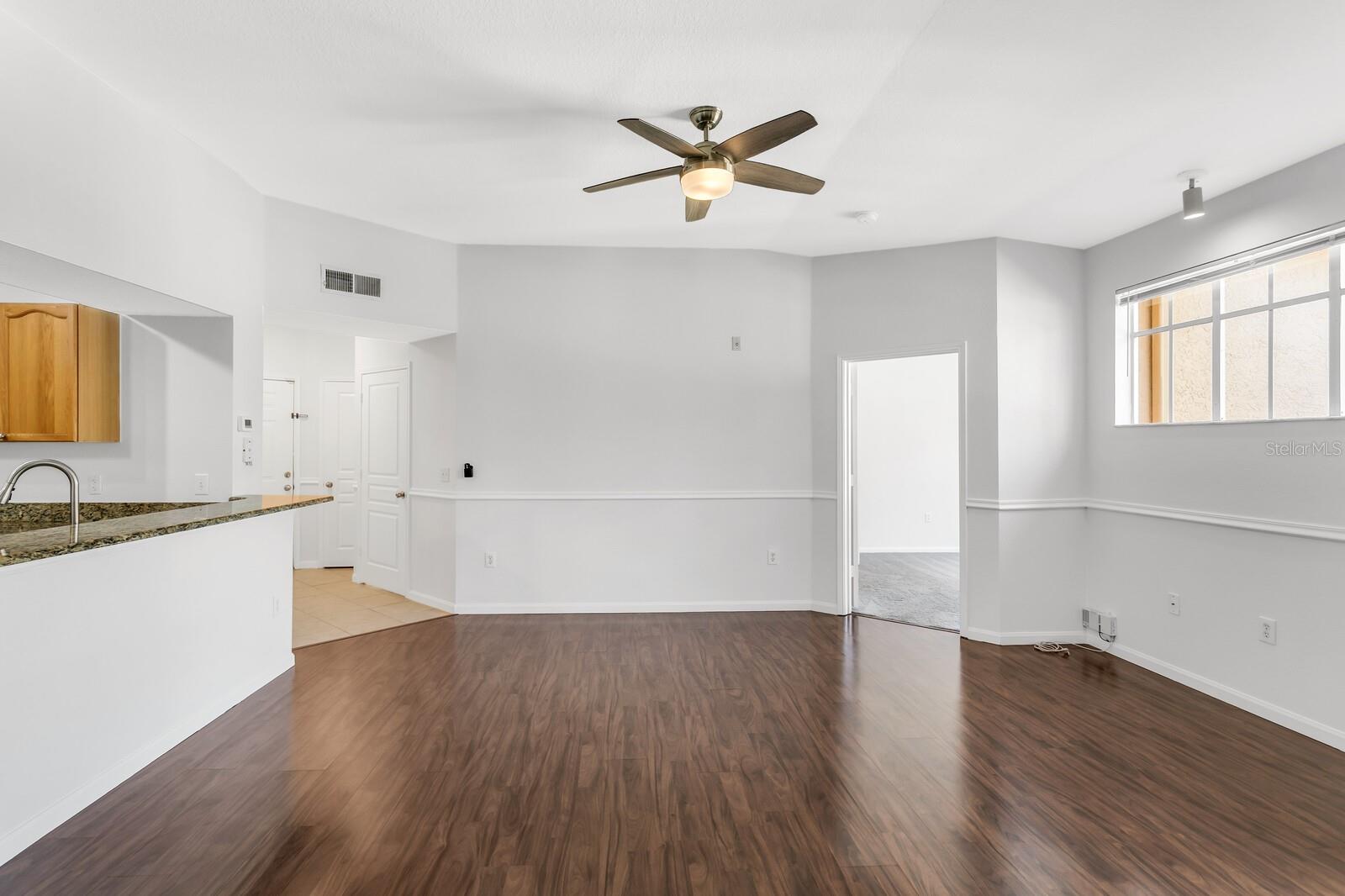 OXFORD PLACE AT TAMPA PALMS A - Residential