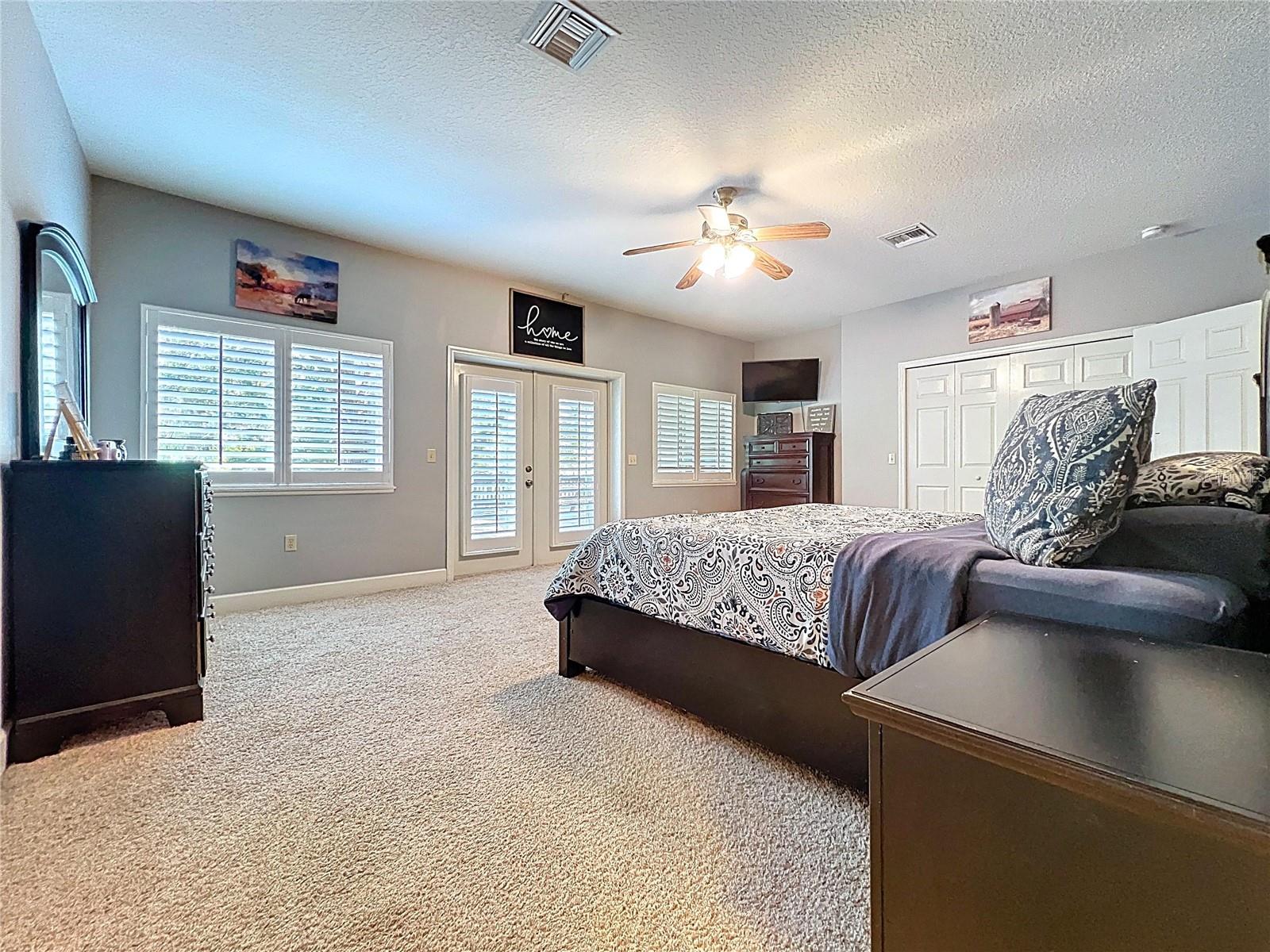 IOLA WOODS - Residential