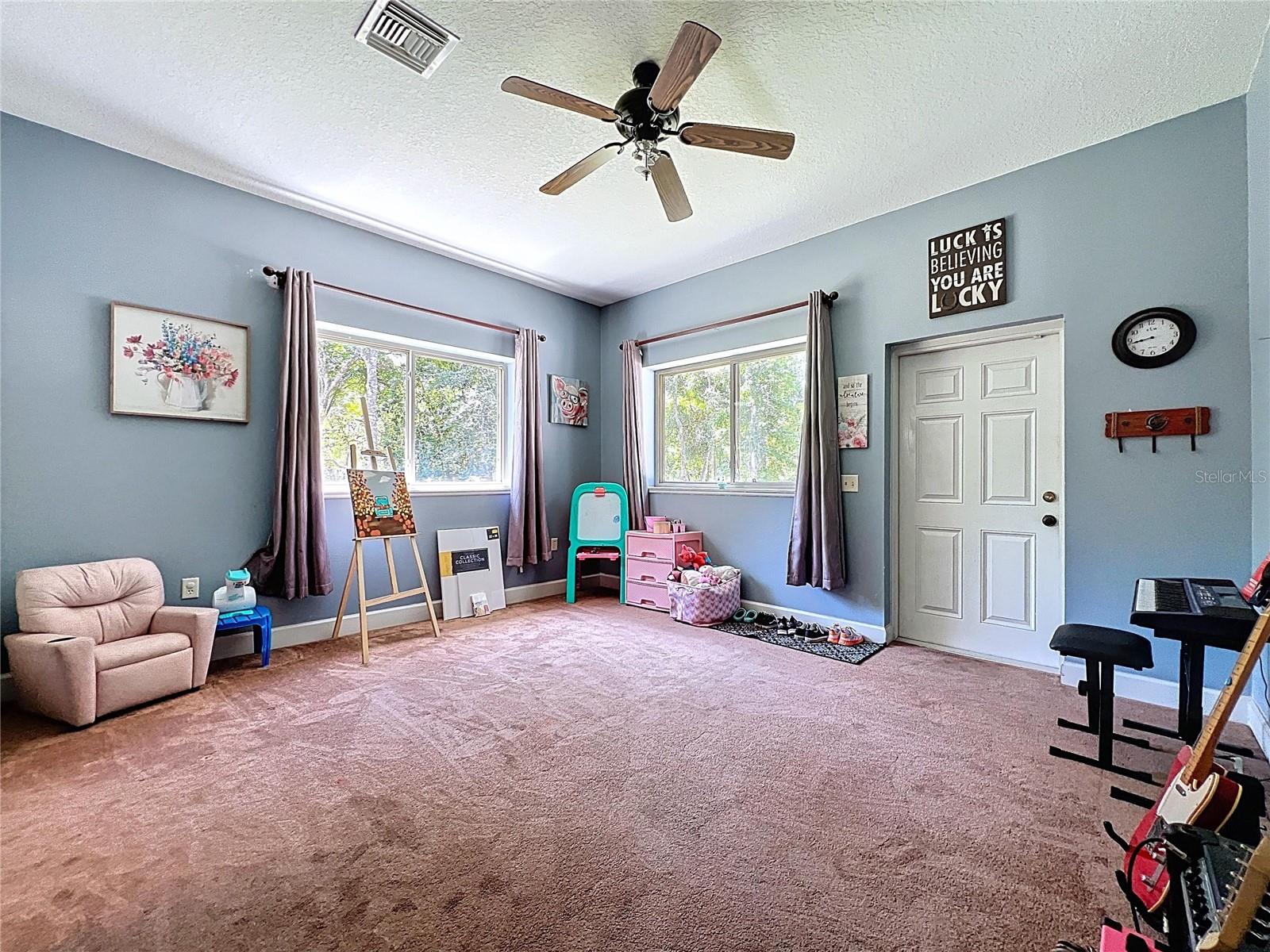 IOLA WOODS - Residential