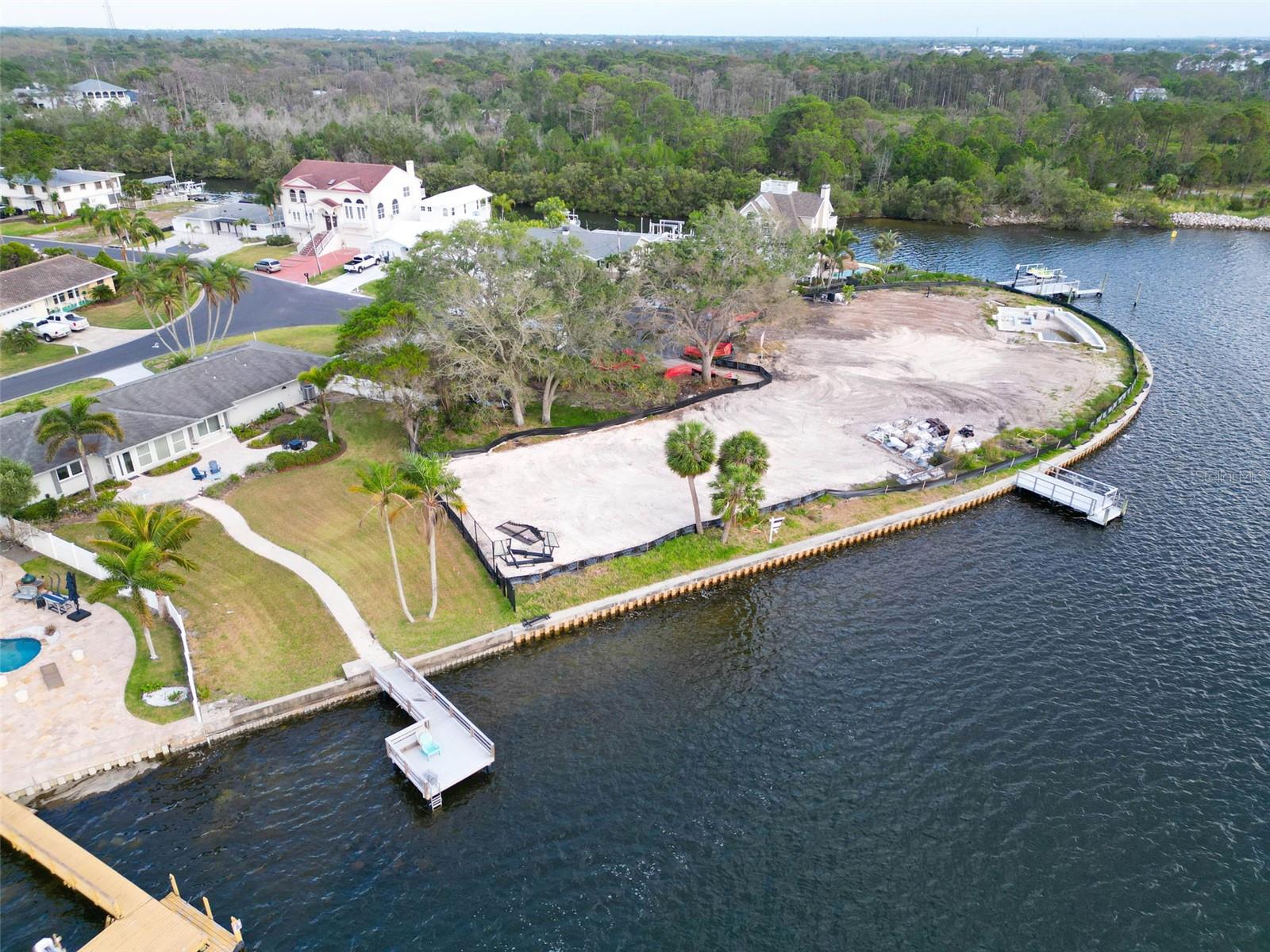 512 DRIFTWOOD CIRCLE