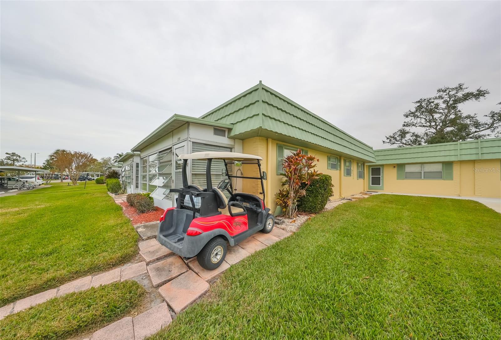 102 CAMBRIDGE TRAIL 225