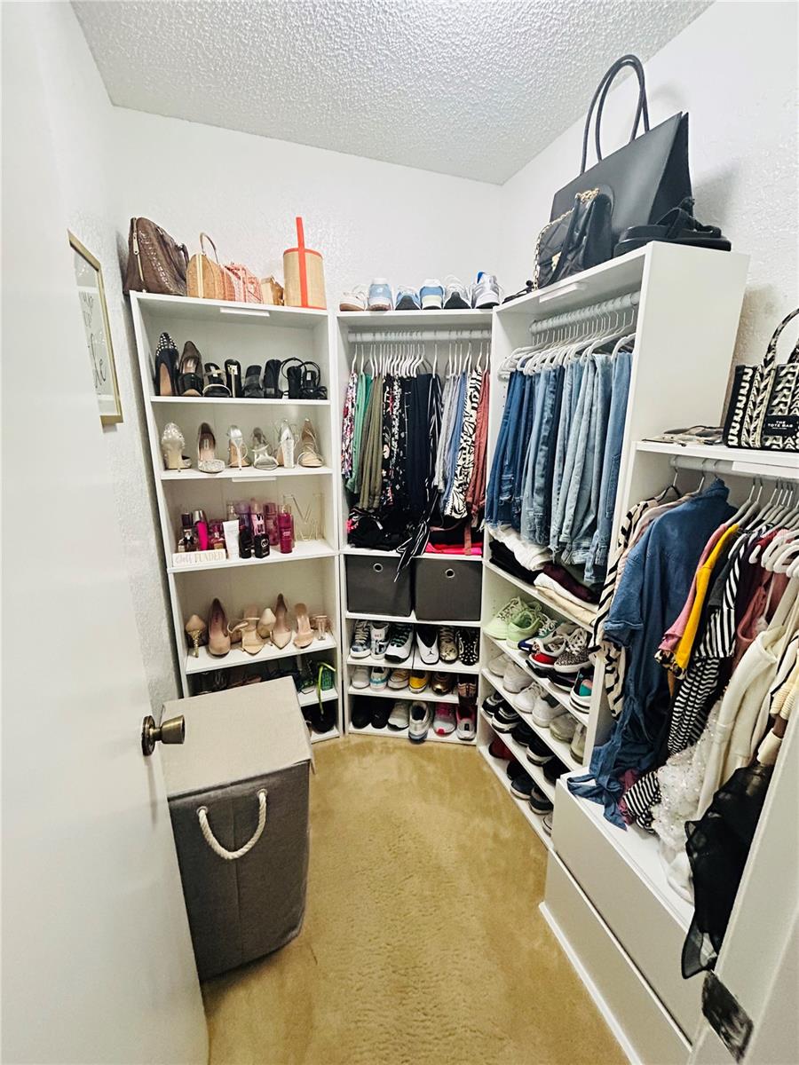 ITOPIA PRIVATE RESIDENCES CONDO - Residential