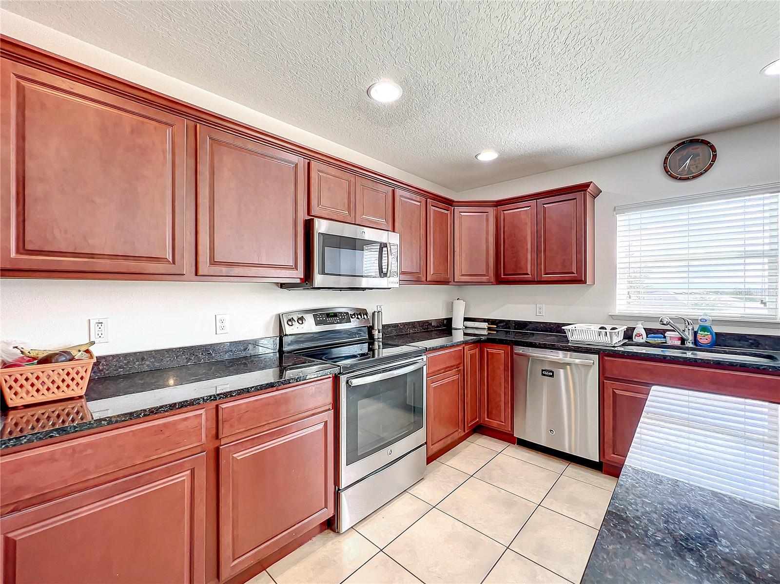 MARINA DEL RAY PH 2 - Residential