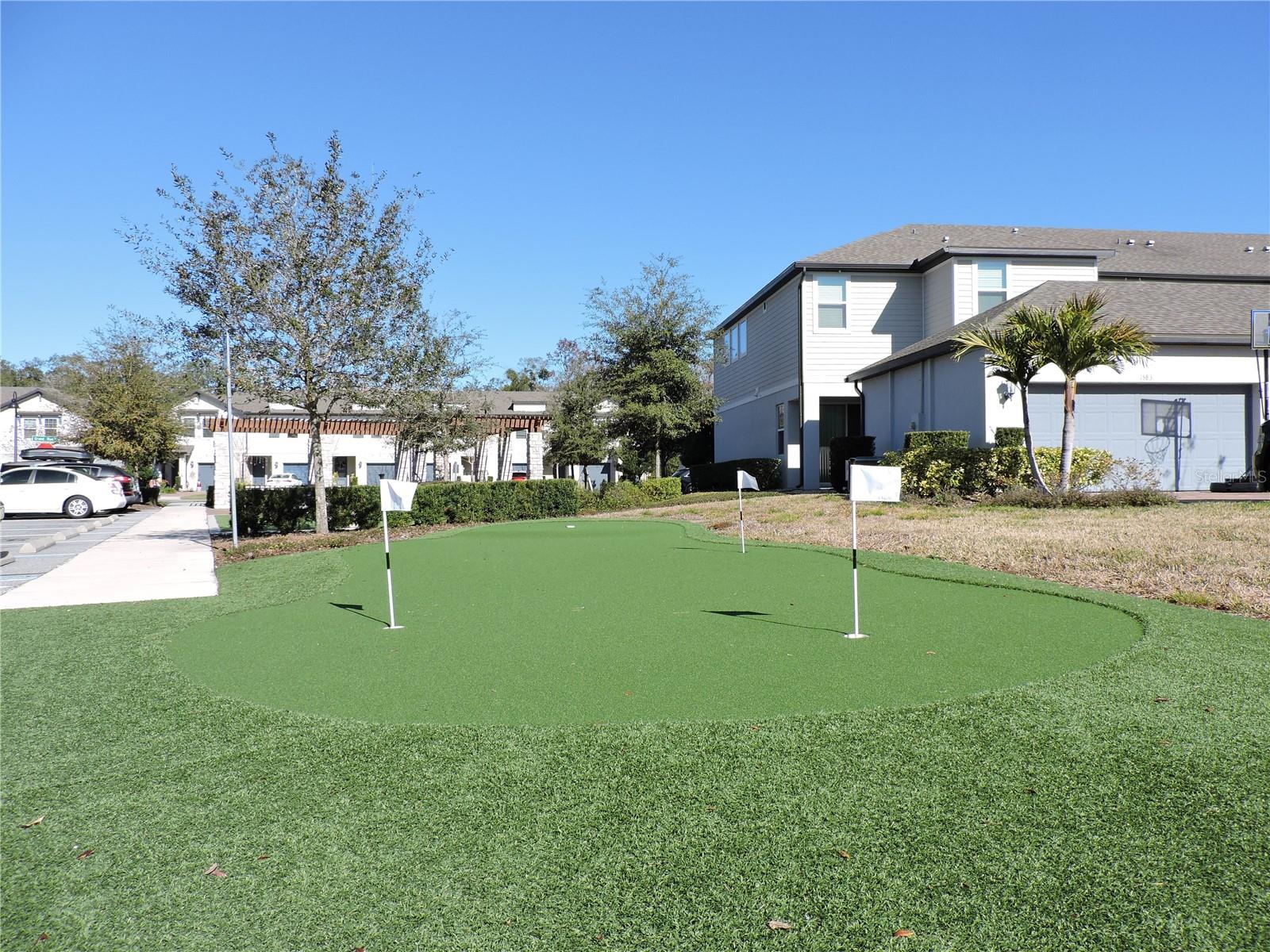 984 LEGACY WINDS WAY