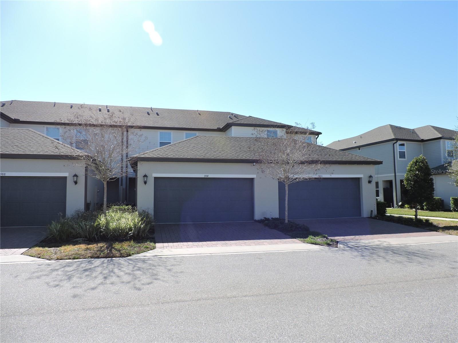 984 LEGACY WINDS WAY