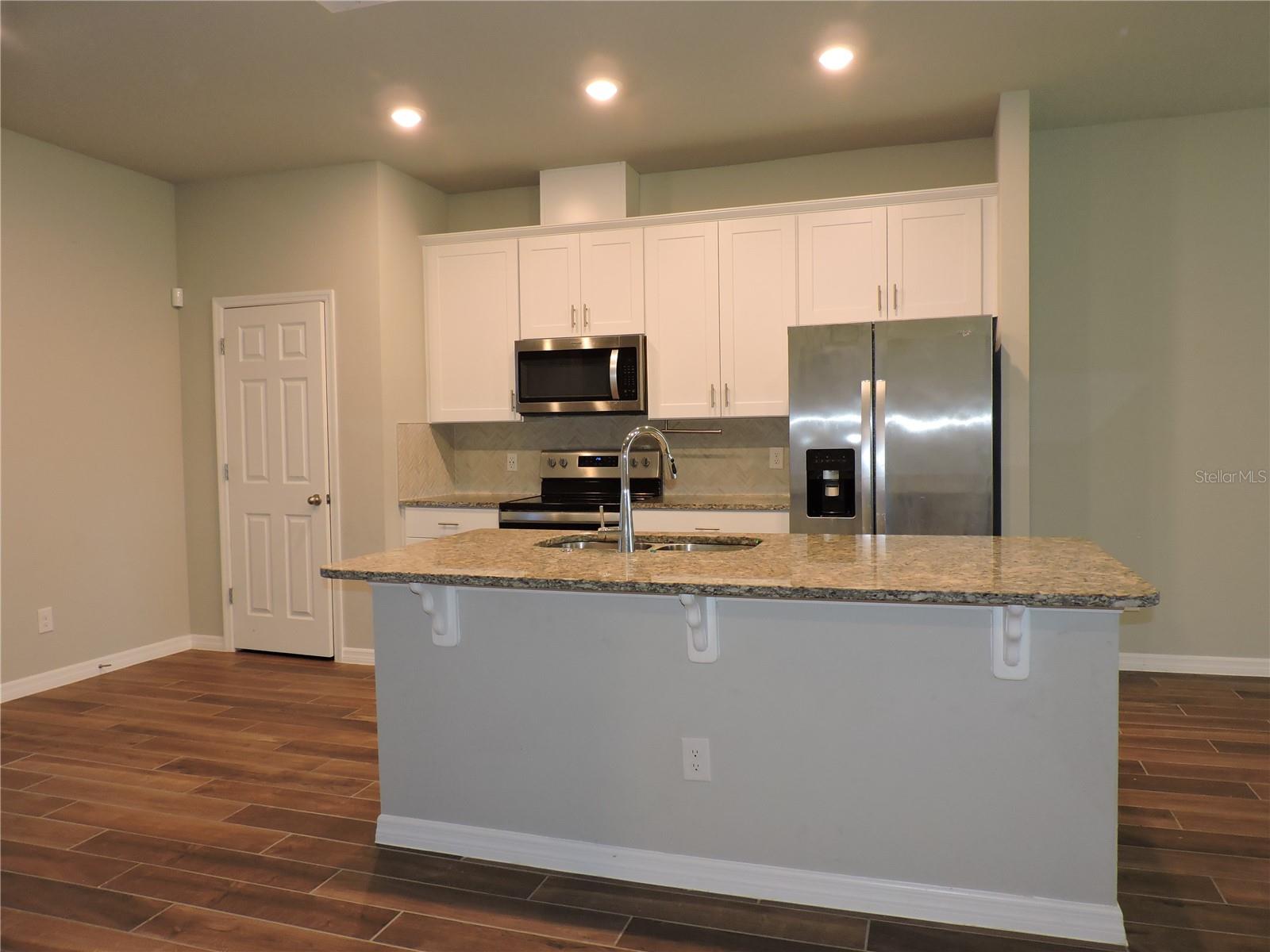 LEGACY PLACE - Residential