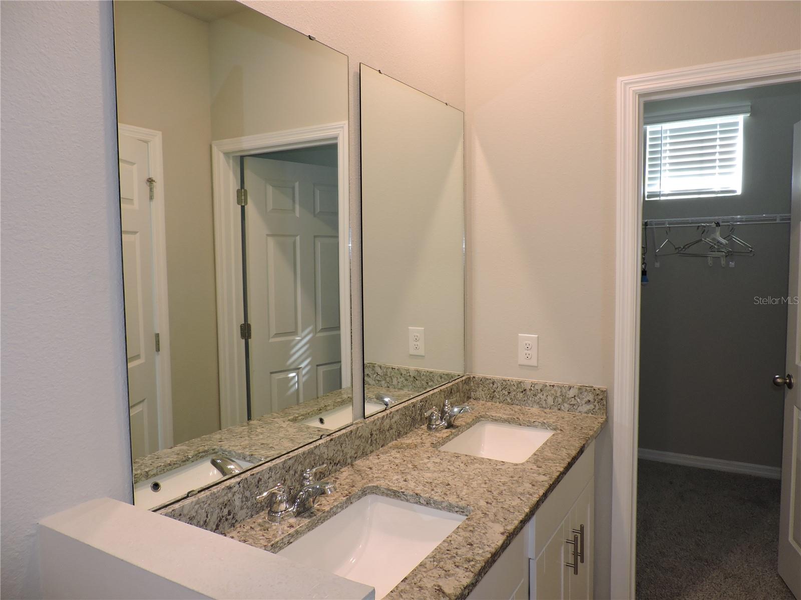 LEGACY PLACE - Residential