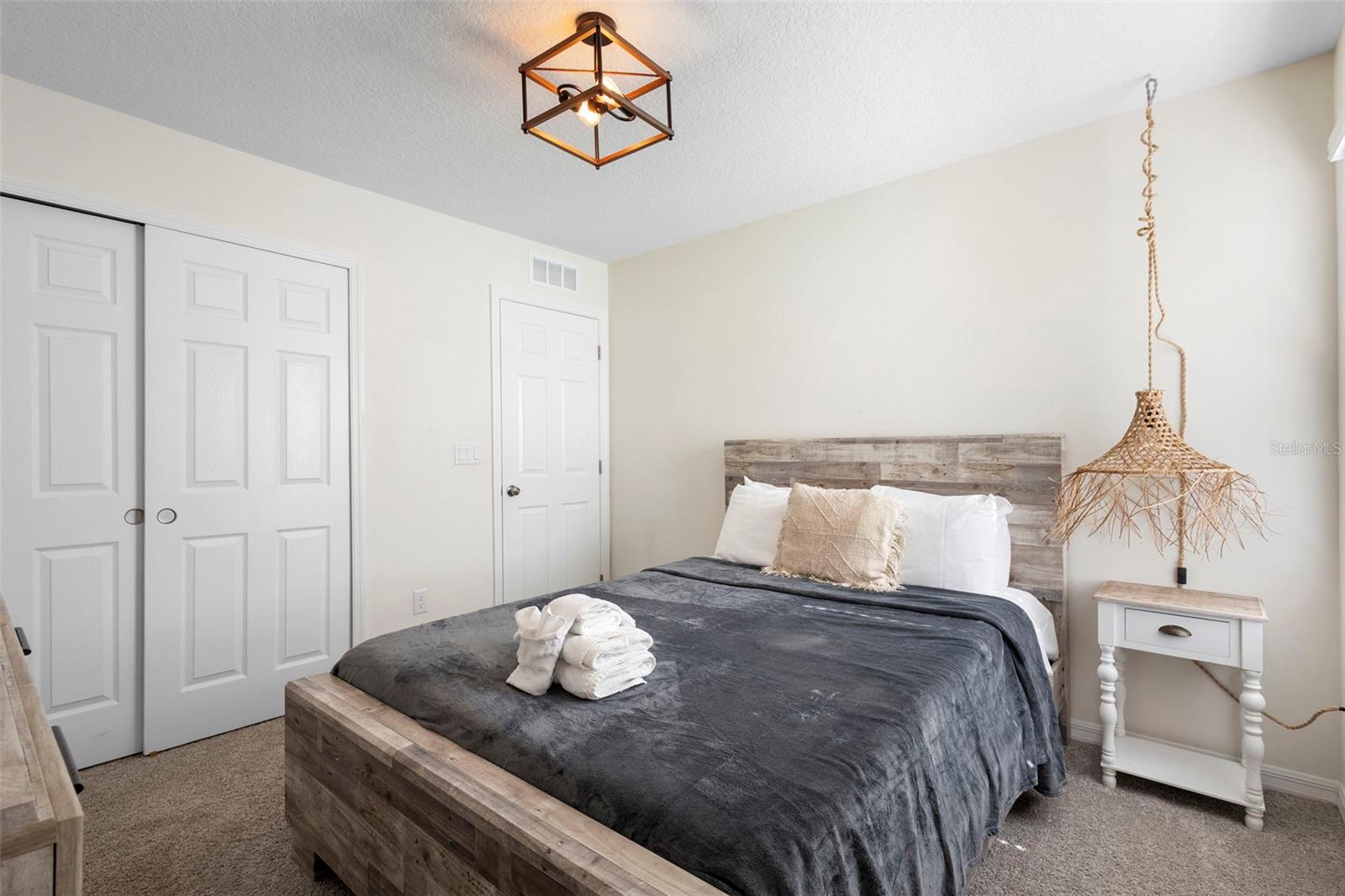 SOLARA RESORT VACATION VILLAS REP - Residential