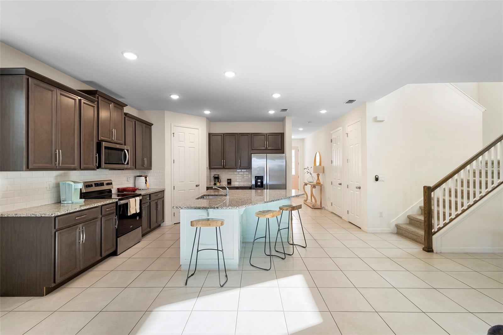 SOLARA RESORT VACATION VILLAS REP - Residential