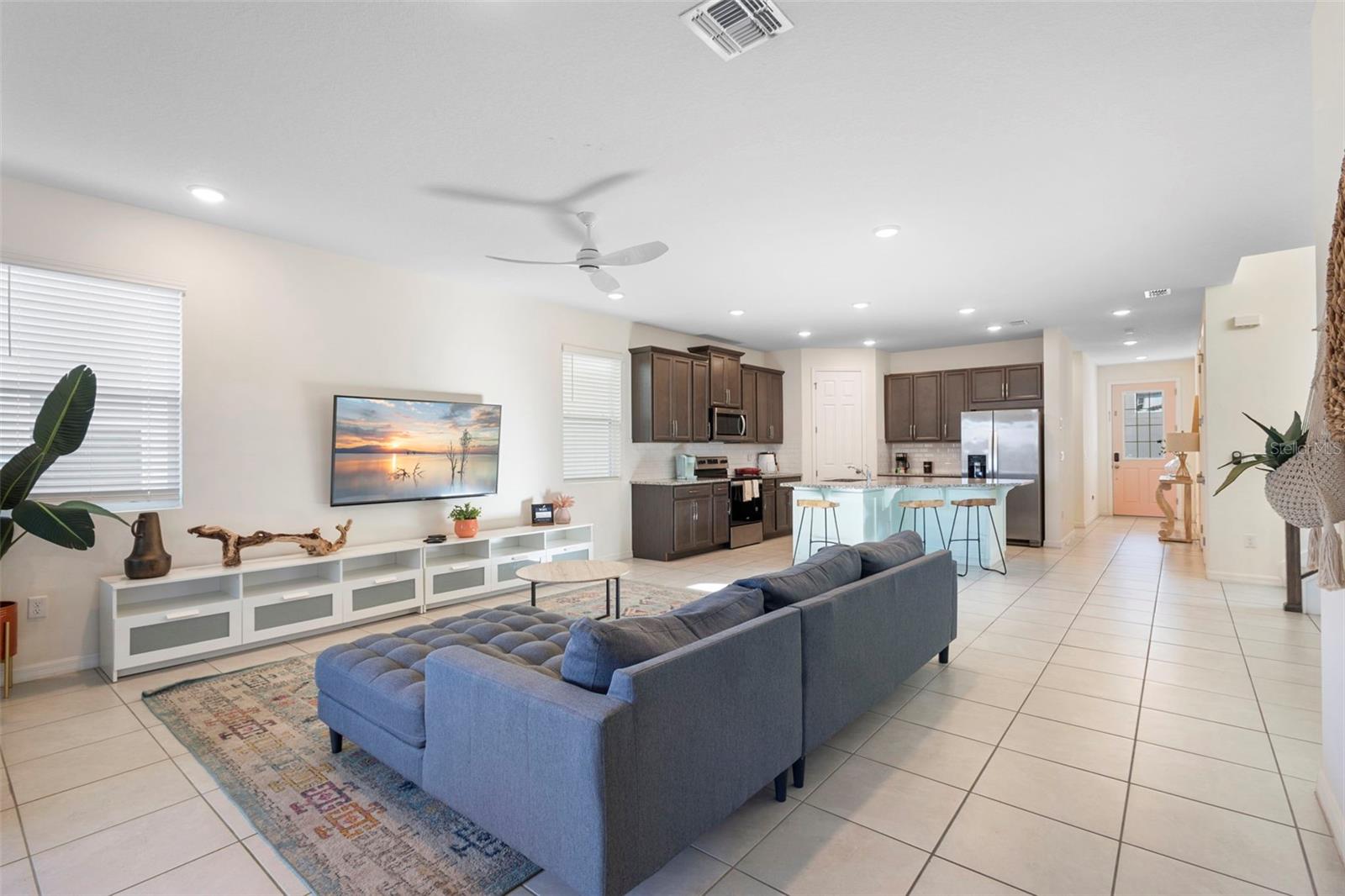 SOLARA RESORT VACATION VILLAS REP - Residential