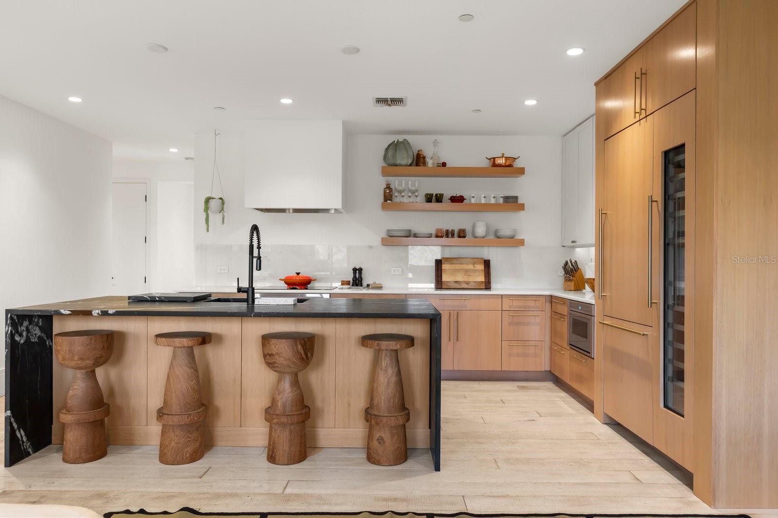 ALABAMA CONDO - Residential