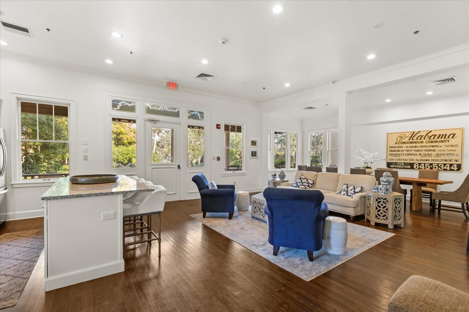 ALABAMA CONDO - Residential