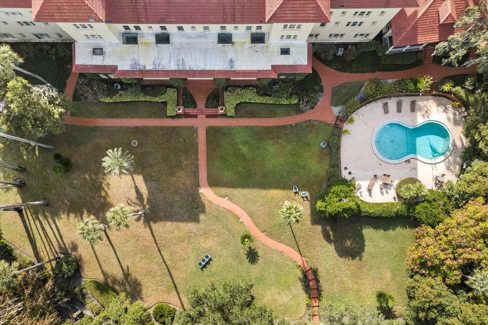 ALABAMA CONDO - Residential