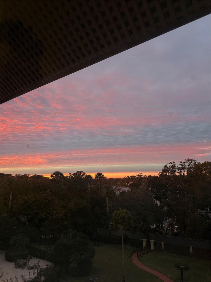 ALABAMA CONDO - Residential