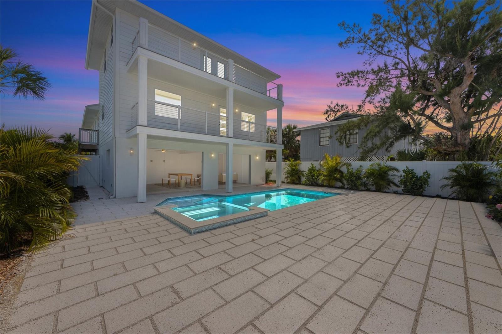 SHORE ACRES FOURTH ADD - Residential