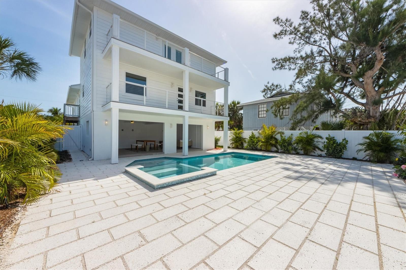 SHORE ACRES FOURTH ADD - Residential