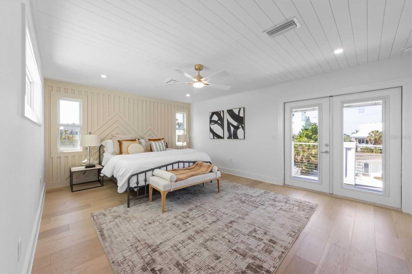 SHORE ACRES FOURTH ADD - Residential