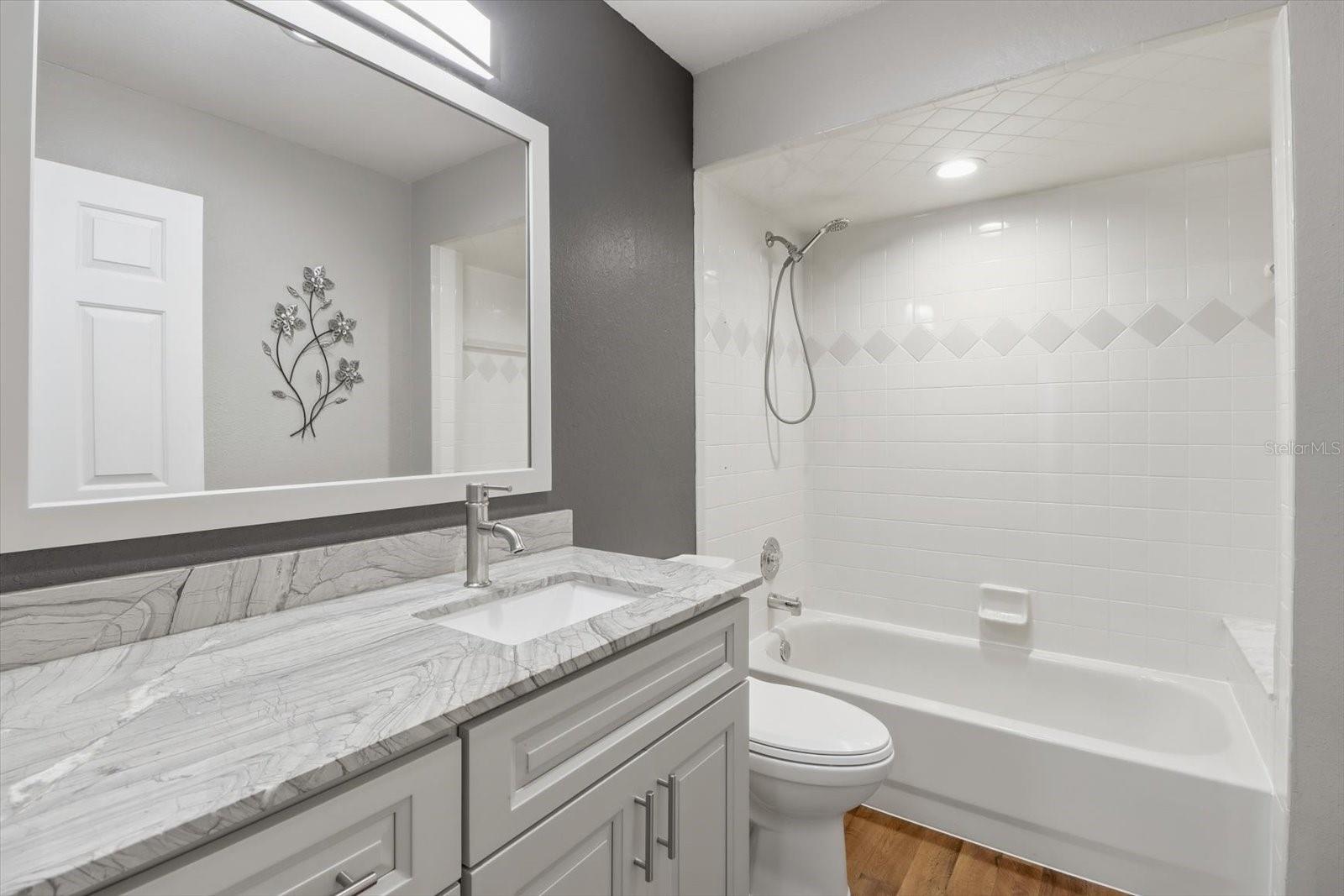 RAINBOW SPGS 04 REP - Residential