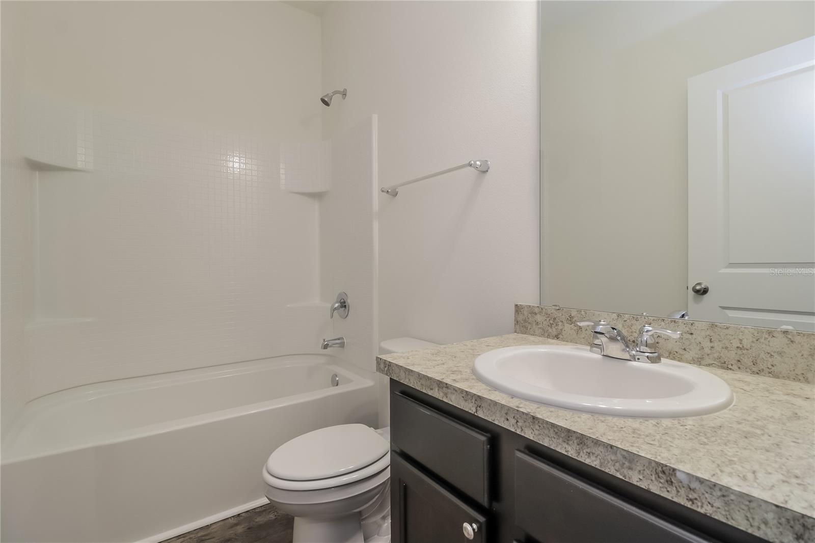 INDIAN RDG VILLAS PH I - Residential Lease