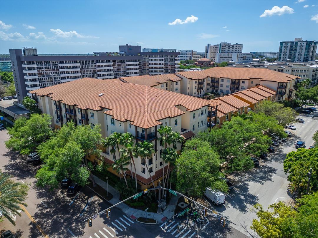 MADISON AT ST PETE - Residential