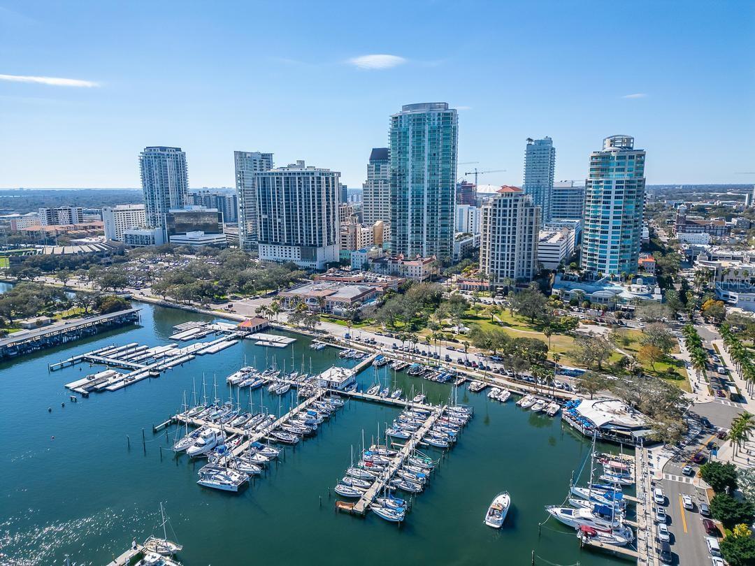 MADISON AT ST PETE - Residential