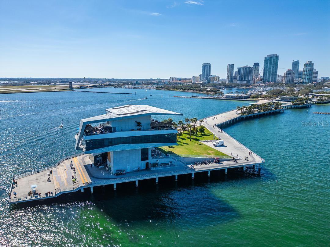 MADISON AT ST PETE - Residential