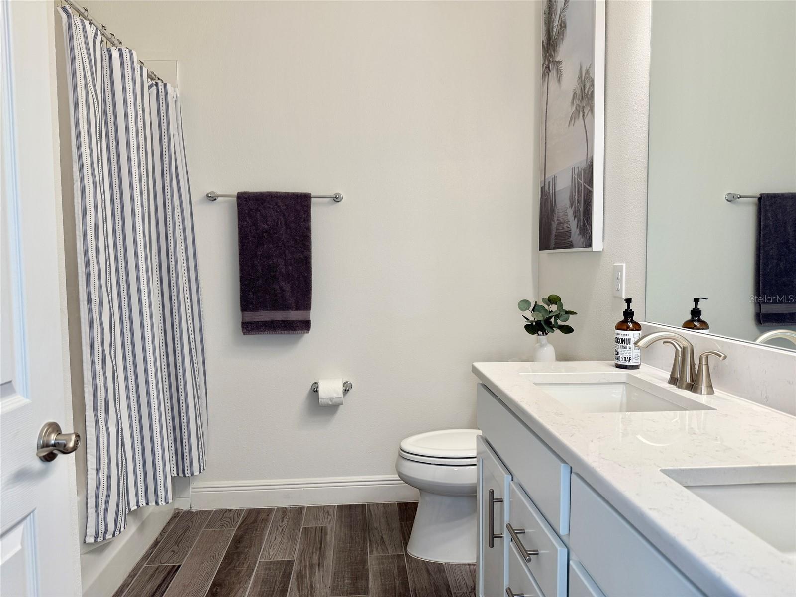 WILLIAMS POINTE - Residential