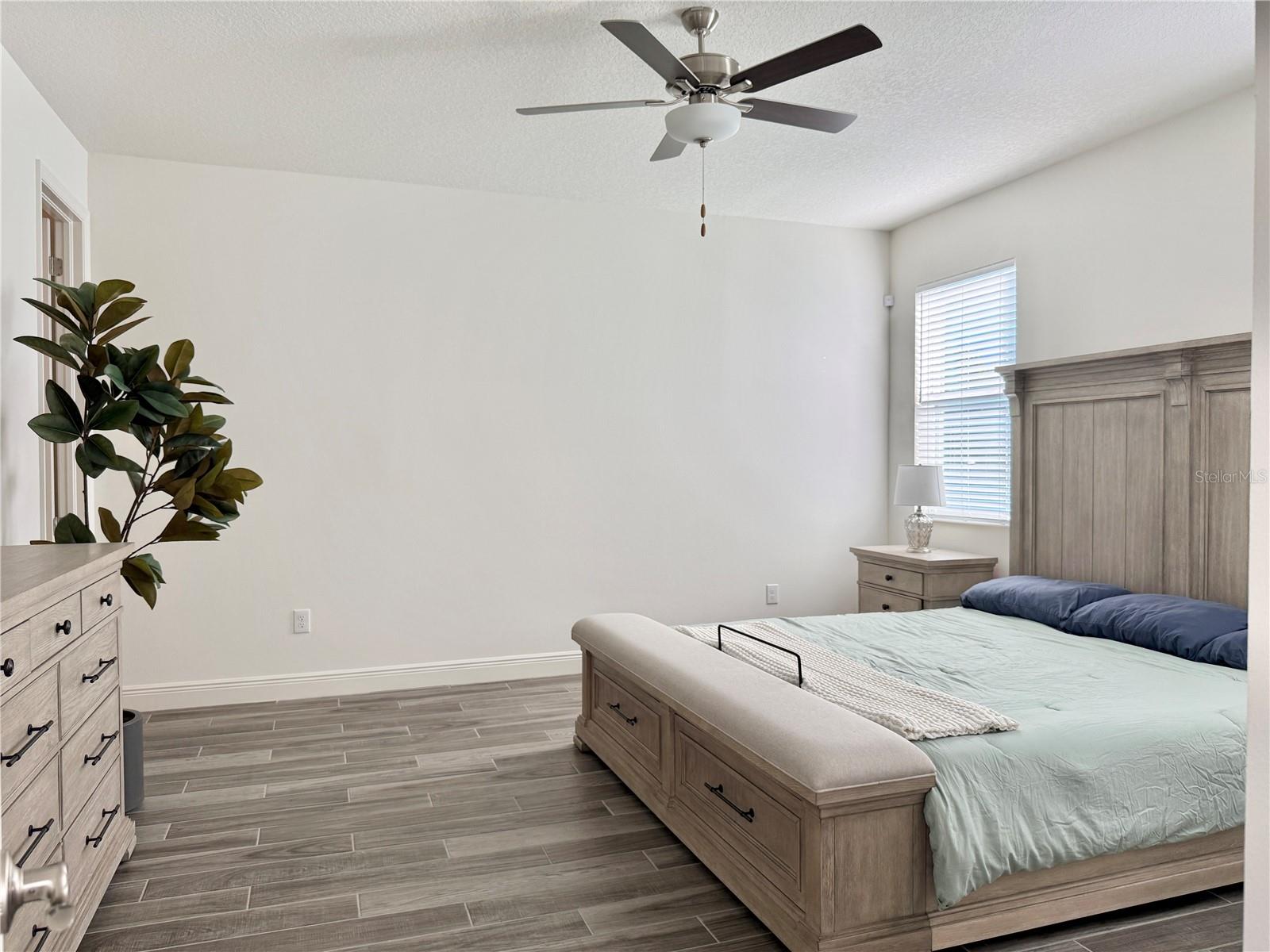 WILLIAMS POINTE - Residential