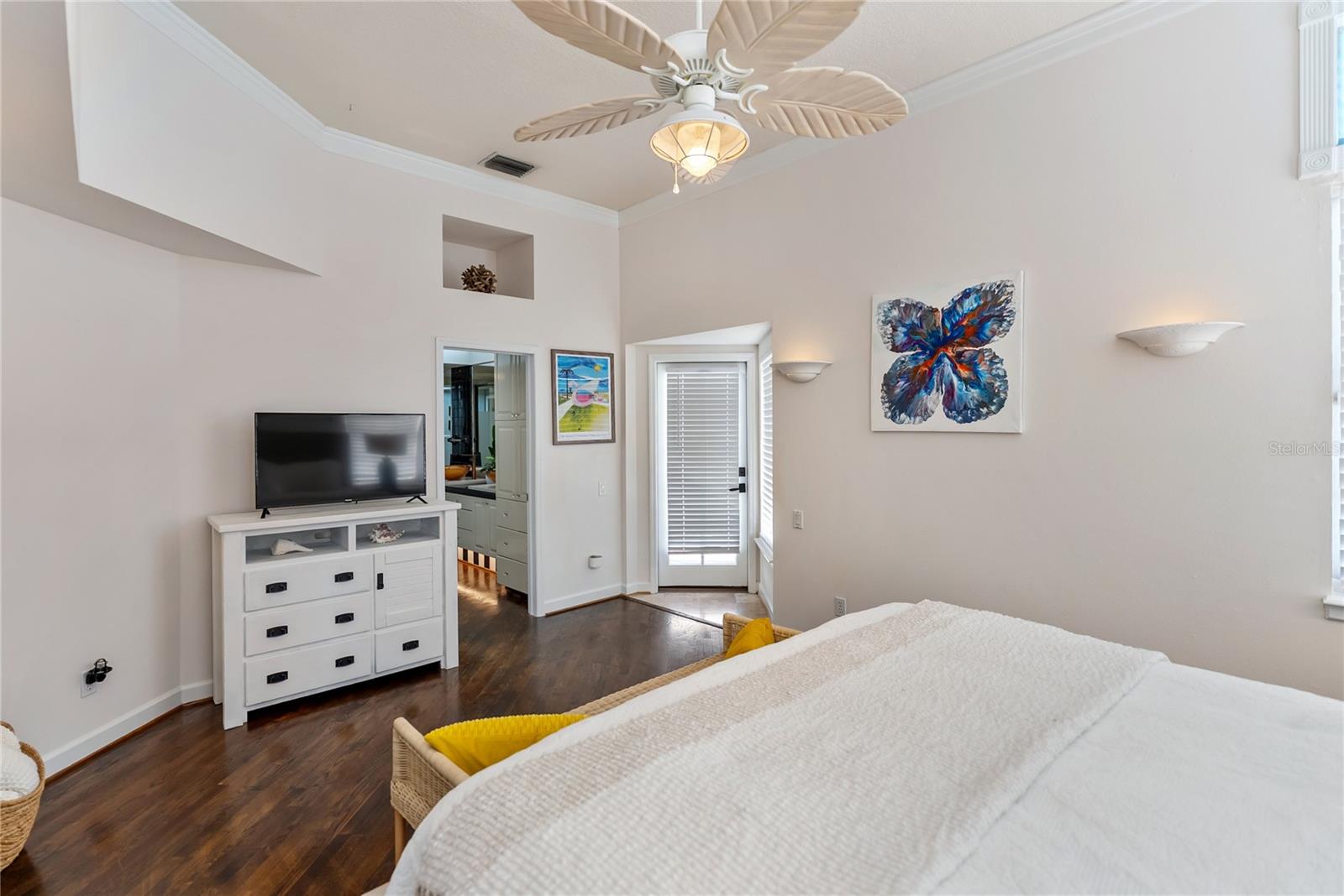 SOUTH VENICE - Residential